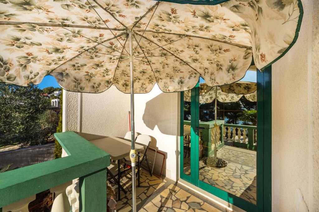 Guest House Golden Shell 1 무르테르 객실 사진